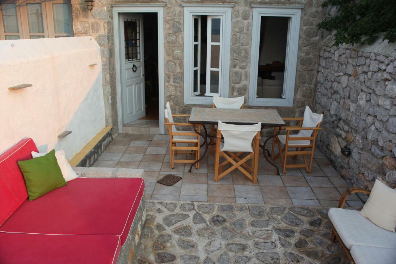 Villa Alkioni Stone House Hydra  Exterior foto